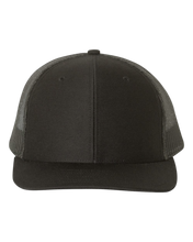 Cargar imagen en el visor de la galería, Gorra snapback Richardson 112 en blanco