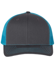 Cargar imagen en el visor de la galería, Gorra snapback Richardson 112 en blanco