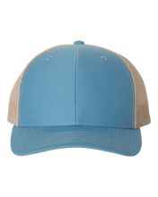 Cargar imagen en el visor de la galería, Gorra snapback Richardson 112 en blanco