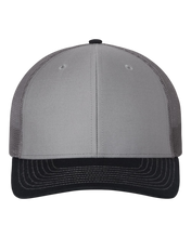 Cargar imagen en el visor de la galería, Gorra snapback Richardson 112 en blanco