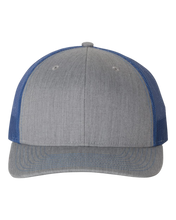 Cargar imagen en el visor de la galería, Gorra snapback Richardson 112 en blanco